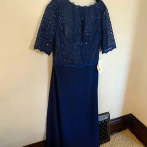 NWT Mother of the Bride/Groom Dress